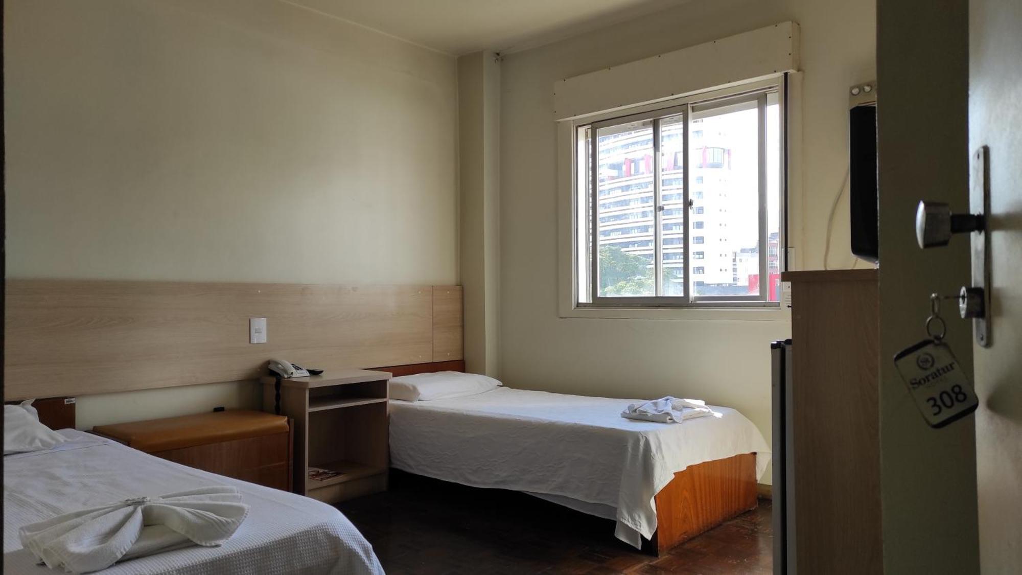 Soratur Hotel&Coworking Criciuma  Zimmer foto