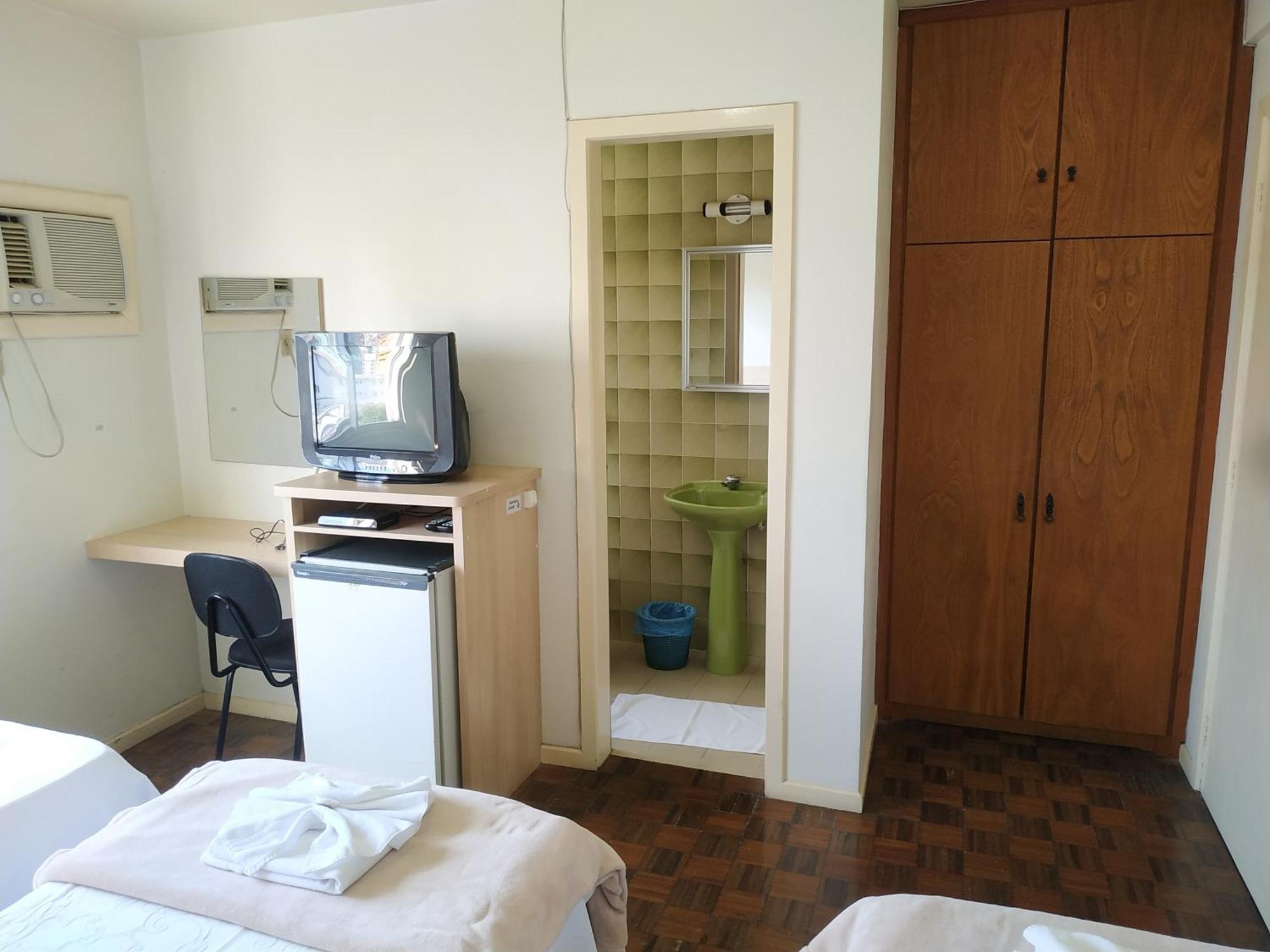 Soratur Hotel&Coworking Criciuma  Zimmer foto